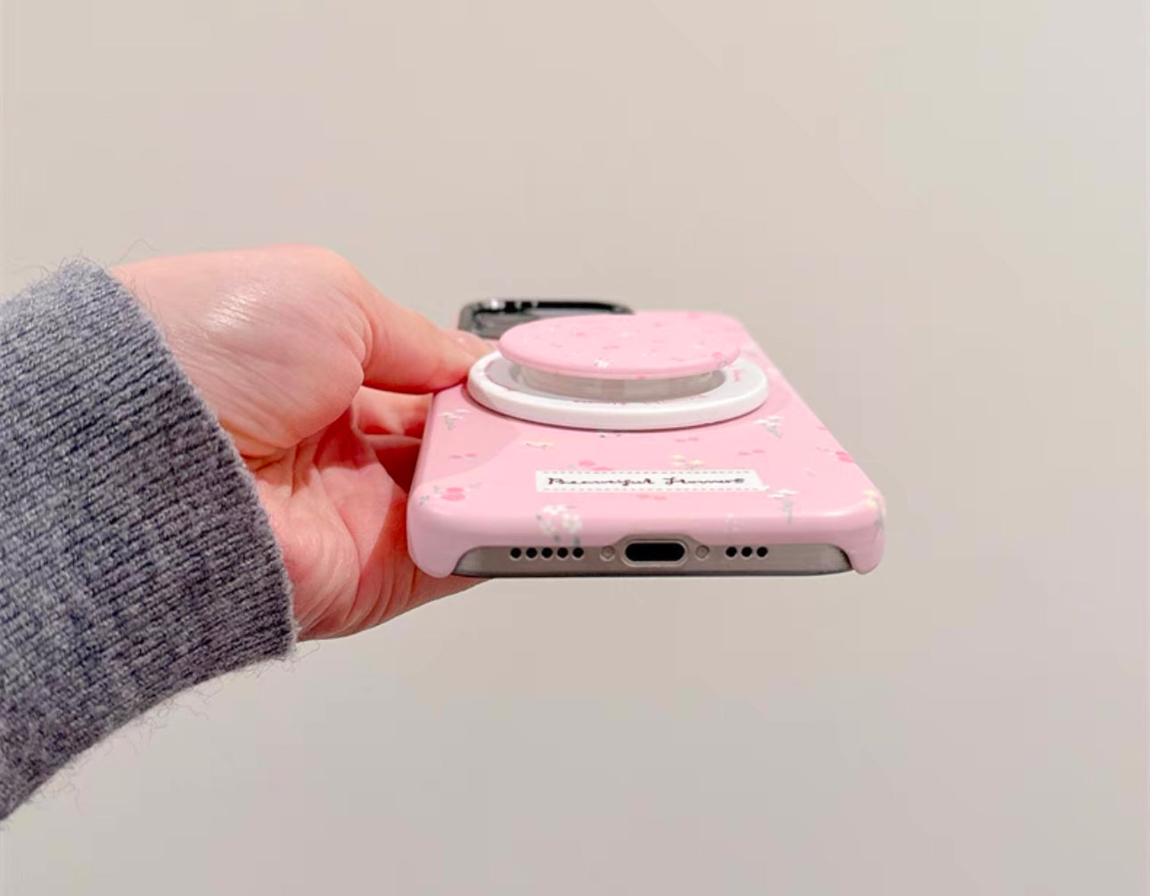 Flower MagSafe iPhone case